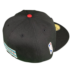 Chicago Bulls NBA LOGOMAN Fitted Hat