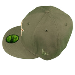 Chicago Cubs Guitar Pack Friends-Giving Fitted Hat