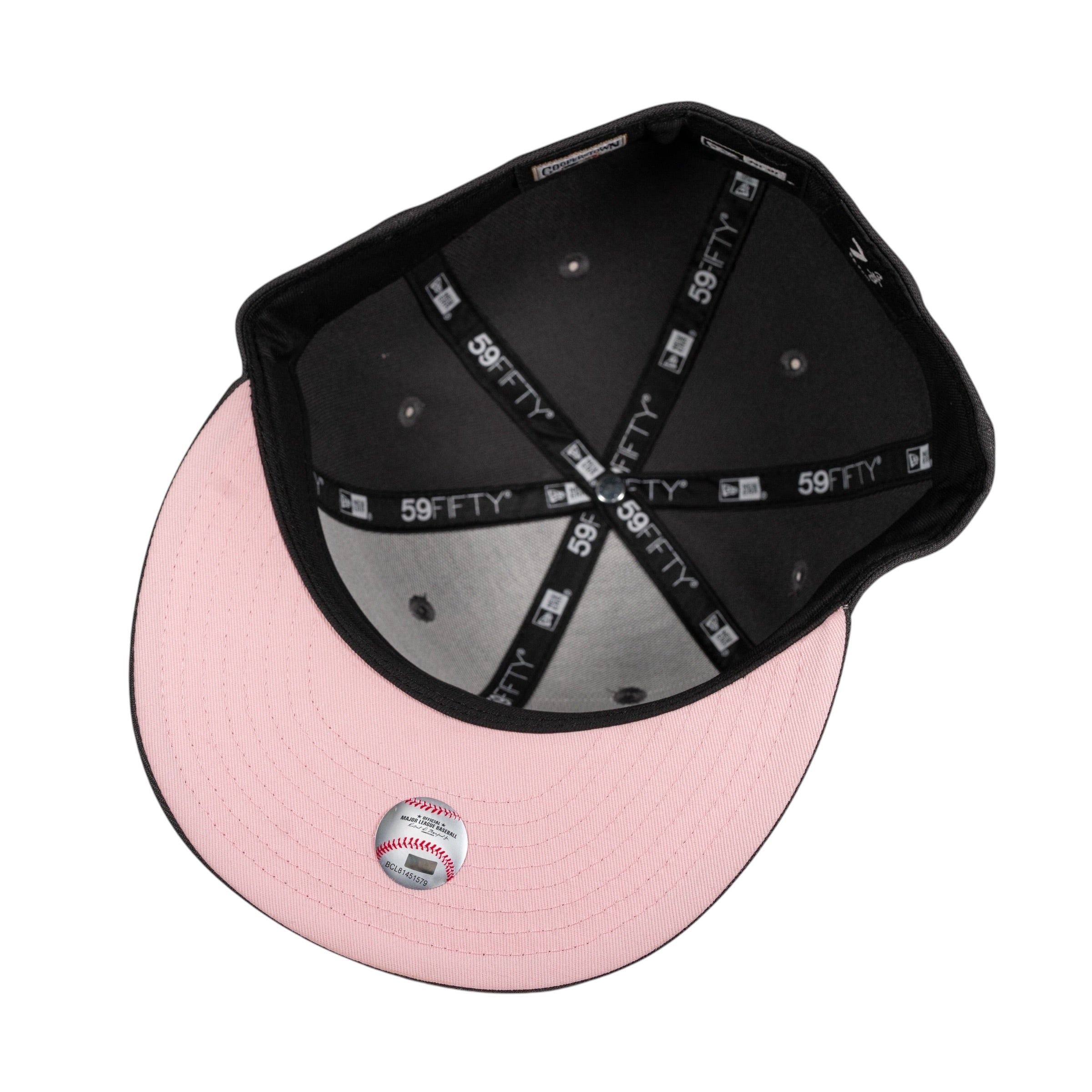 Chicago White Sox 2005 World Series Online Exclusive Fitted Hat
