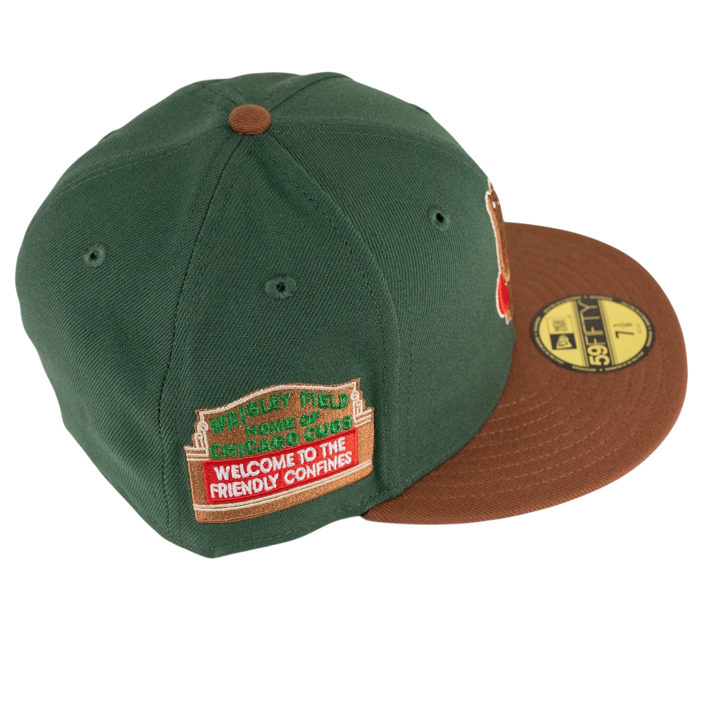 Chicago Cubs Wrigley Field Feliz Navidad Collection Fitted Hat