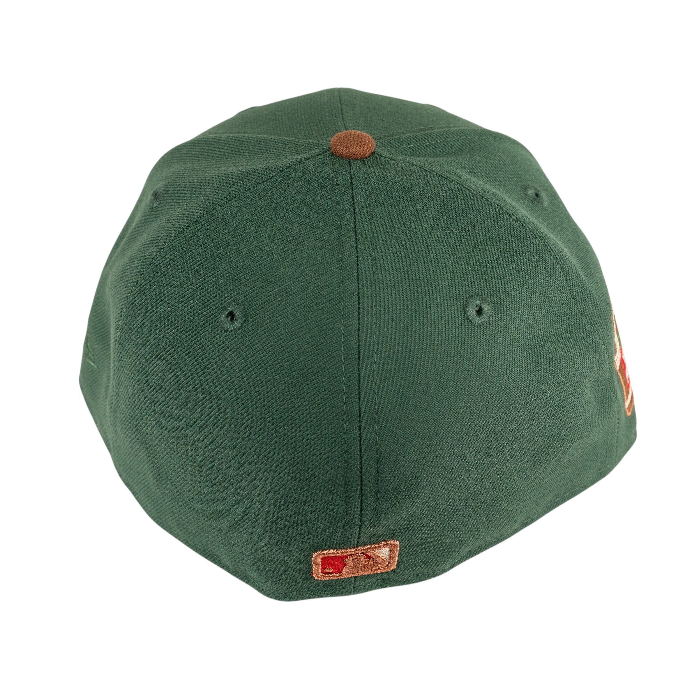 Chicago Cubs Wrigley Field Feliz Navidad Collection Fitted Hat