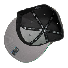 Chicago Blackhwks 2015 Stanley Cup Champion Feliz Navidad Collection Fitted Hat